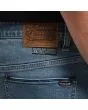 Hombre con Pantalón Vaquero Volcom Solver Denim Old Town Indigo etiqueta Water Aware