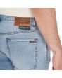 Hombre con pantalón vaquero Volcom Vorta Denim Slim Heavy Worn Faded bolsillo trasero