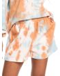 Mujer con Pantalón corto Roxy Kindred Souls con estampado Tie Dye 