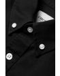 Camisa de manga larga Carhartt WIP Madison Shirt en color negro con logo en blanco cera para hombre cuello