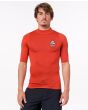 Camiseta de manga corta con protección solar UPF 50+ Rip Curl Icons Perf SSL UV roja para hombre