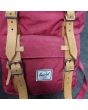 Mochila impermeable Herschel Little America Limited Edition 25L en color granate bolsillo frontal 