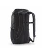 Mochila Patagonia Black Hole Pack 25L en color Negro/negro posterior