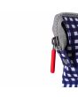 Mochila vegana pequeña e impermeable Roka Bantry B Sustainable Canvas Gingham azul a a cuadros cremallera