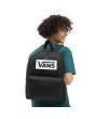 Hombre con Mochila Vans Old Skool Boxed Negra 22 litros Unisex