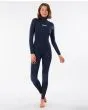 Mujer con traje de neopreno con cremallera en el pecho Rip Curl Dawn Patrol 5/3 azul marino