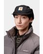Hombre con Gorra con orejeras Carhartt WIP Oltera Guard Cap Negra Unisex