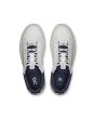 Zapatillas On Running The Roger Advantage color blanco y azul medianoche para hombre cordones