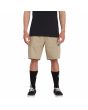 Hombre con Pantalón Corto Volcom March Cargo 20" Khaki