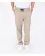 Hombre con pantalón Hurley Outsider Icon Pant caqui