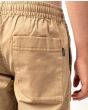 Niño con pantalón Rip Curl Epic Beach marrón bolsillo posterior