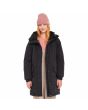 Mujer con Parka gruesa y acolchada con capucha Volcom Sleepi Puff Up Negra abierta
