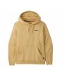 Sudadera Patagonia Uprisal Hoody unisex en color amarillo Beeswax Tan, vista frontal con capucha y bolsillo canguro