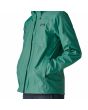 Hombre con chubasquero plegable Patagonia Torrentshell 3L Rain Jacket Gem Green bolsillo