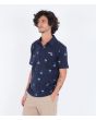 Hombre con polo de manga corta Hurley Ace Aloha azul marino izquierda