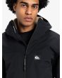 Hombre con Chaqueta Parka Quiksilver Overcast 3K Negra cuello 