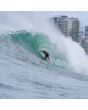 Mick Fanning surfeando con Tabla de surf con Quillas FCS II MF GFF color Smoke-White Tri-Fins Tubo