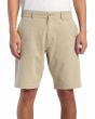 Hombre con Short híbrido RVCA Balance 20'' Caqui 