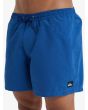 Hombre con Bañador Quiksilver Everyday Deluxe Volley 15'' azul Estate Blue Heather cintura elástica y cordón
