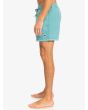 Hombre con Bañador Volley Quiksilver Everyday Surfwash 15" azul brittany lateral