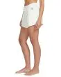 Mujer con pantalón corto de cintura elástica Volcom Sunny Daze Blanco Hueso lateral