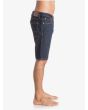 Hombre con pantalón corto vaquero Quiksilver Revolver Rinse azul derecha