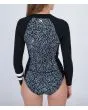 Mujer con traje de surf de primavera con manga larga y cremallera frontal Hurley Woman Advant 2mm Springsuit Animal espalda
