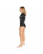 Mujer con Springsuit de manga larga y cremallera trasera Volcom Modulator 1mm Long Sleeve Back Zip negro lateral
