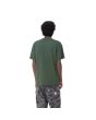 Hombre con camiseta de manga corta Carhartt WIP Chase Verde Sicomoro con logo dorado posterior