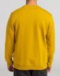 Hombre con Sudadera Billabong Arch Crew Amarilla posterior