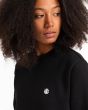 Mujer con sudadera Element Brand Cornell Classic negra unisex logo