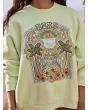 Mujer con sudadera oversize Roxy Lineup Butterfly Verde lifestyle estampado