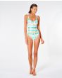 Mujer con Traje de baño Rip Curl Summer Palm de una pieza y buena cobertura Light Aqua frontal