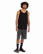 Hombre con sin mangas Volcom Stone Blanks Negra corte clásico