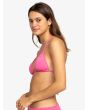 Mujer con Top de Bikini Triangular Roxy Beach Classics Rosa lateral