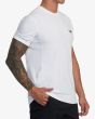 Hombre con Top de manga corta RVCA VA Sport Vent Blanco derecha