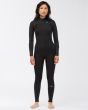 Mujer con traje de neopreno con cremallera frontal Billabong Synergy 4/3mm negro 