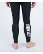 Hombre con traje de surf con cremallera en la espalda Hurley Advant 4/3mm Fullsuit Negro piernas