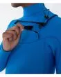 Hombre con traje de surf Hurley Air 4/3mm Fullsuit Azul Lagoon gancho llaves