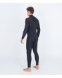 Hombre con Traje de Neopreno con cremallera en el pecho Hurley Air 4/3mm Fullsuit Negro posterior izquierda