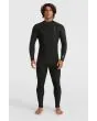 Hombre con Traje de surf O’Neill Hyperfreak 4/3+ mm negro con cremallera en el pecho