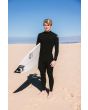 Surfista con traje de surf O'Neill Epic 4/3mm Chest Zip Negro