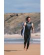 Hombre corriendo por la playa con neopreno sin mangas O'Neill O'Riginal 2mm Long John Negro