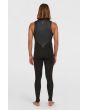 Hombre con Traje de surf O'Neill O'Riginal 2mm Long John Negro posterior