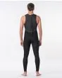 Hombre con Traje de Surf de Primavera Rip Curl Dawn Patrol 1.5mm Long John con cremallera en la espalda negro  posterior