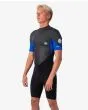 Hombre con Neopreno corto de primavera con cremallera en la espalda Rip Curl Omega Springsuit 1.5mm Negro y Azul lateral