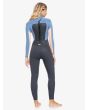 Mujer con Traje de neopreno con cremallera en la espalda Roxy Prologue 4/3mm azul y negro posterior