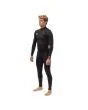 Hombre con traje de neopreno con cremallera en el pecho Vissla Seven Seas Comp 4/3mm Negro lateral