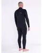 Hombre con Traje de Neopreno Volcom Modulator 4/3mm con cremallera en el pecho negro posterior derecha