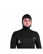 Hombre con Traje de neopreno con capucha y cremallera en el pecho Volcom Modulator 4/3mm negro cierre
